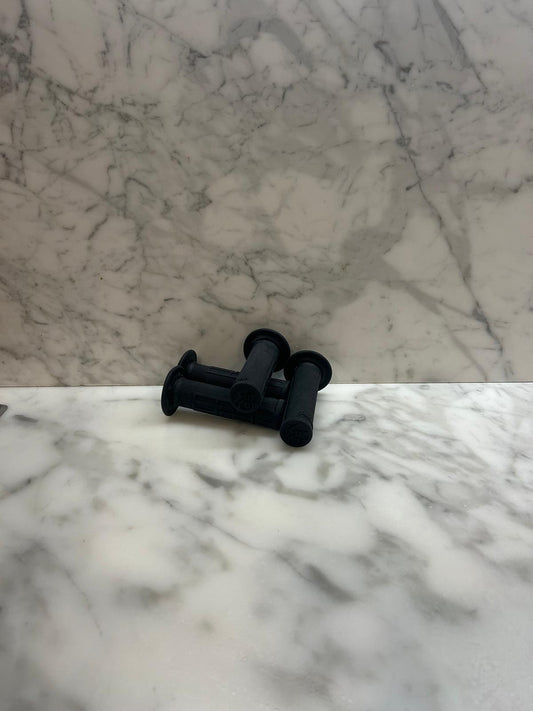 SURRON GRIPS (black)